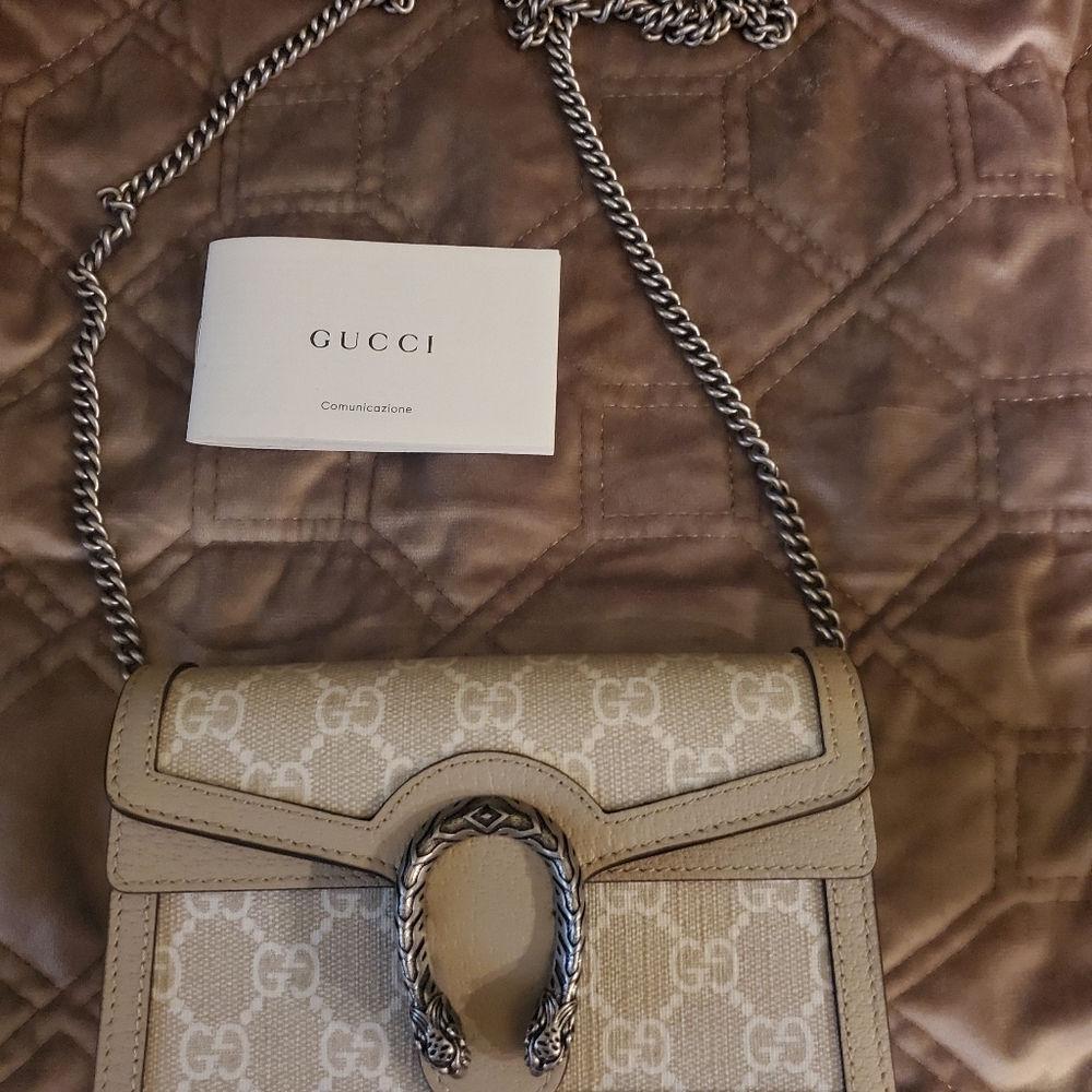 Gucci - Picture 4 of 5